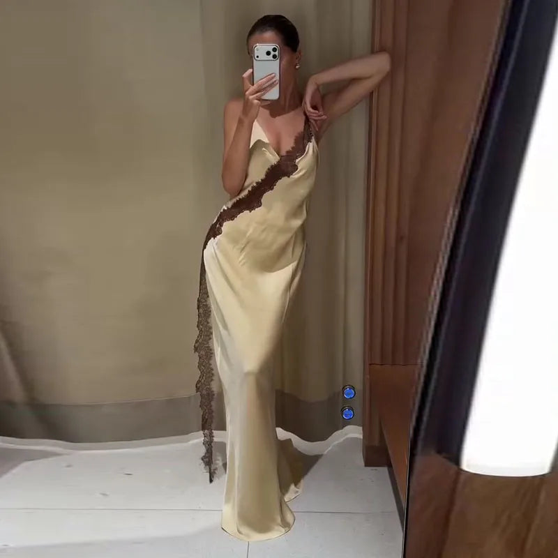 Vestido Longo de Renda Satin