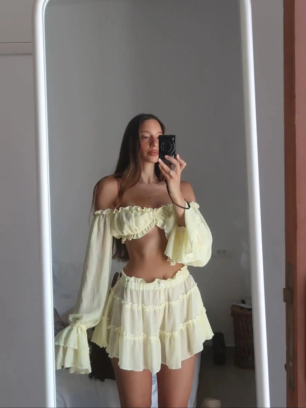 Saída de Praia Longa com Babado – Cobertura Estilosa